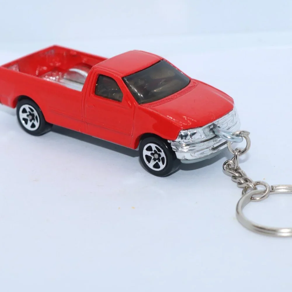 Hot Wheels 1997 Ford Truck custom keychain 1/64 scale